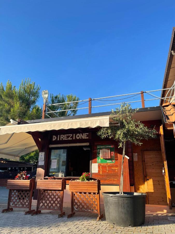 Hotel Camping Smeraldo Campomarino  Exterior foto