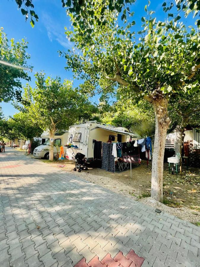 Hotel Camping Smeraldo Campomarino  Exterior foto